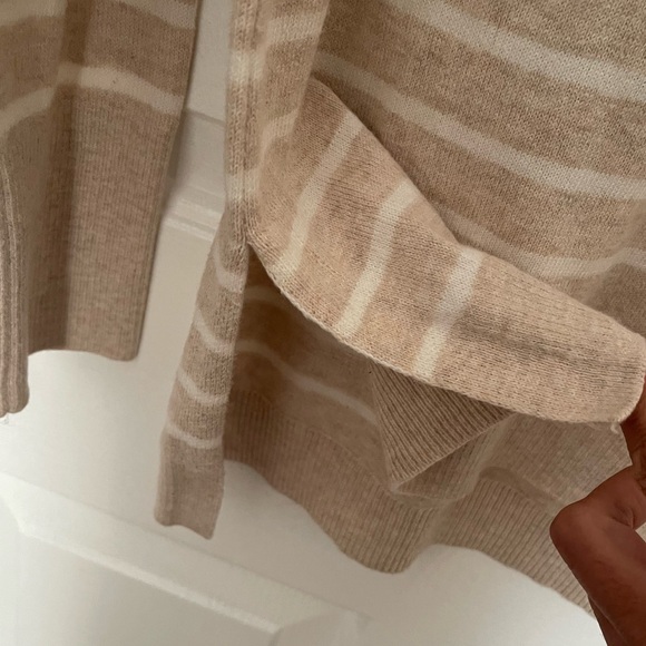 J. Crew Striped boatneck tunic sweater tan ivory thin stripe cotton BC543 medium - Picture 10 of 11